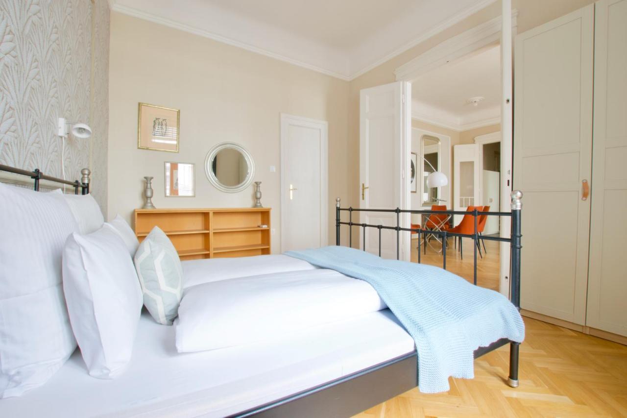 Apartament Standard By Hi5 - Kecskemeti Street *